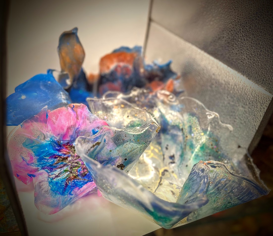 Resin Bowls: 3 sizes available. Custom colors & designs available upon request.