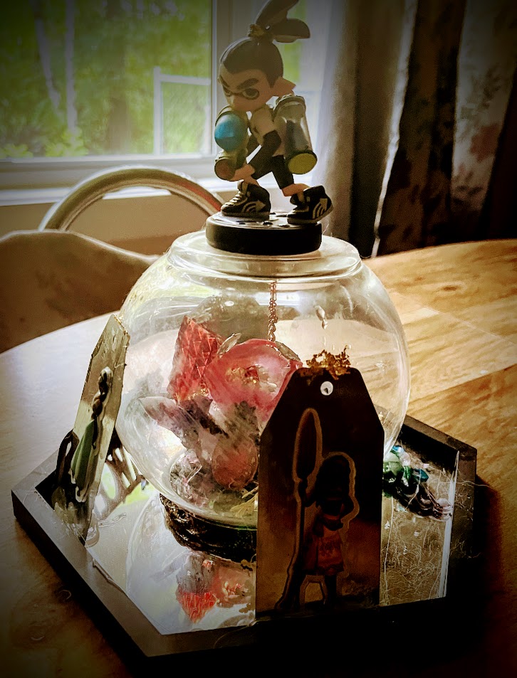Glass Resin night light globe Power Girls Disney and Nintendo Amiba.